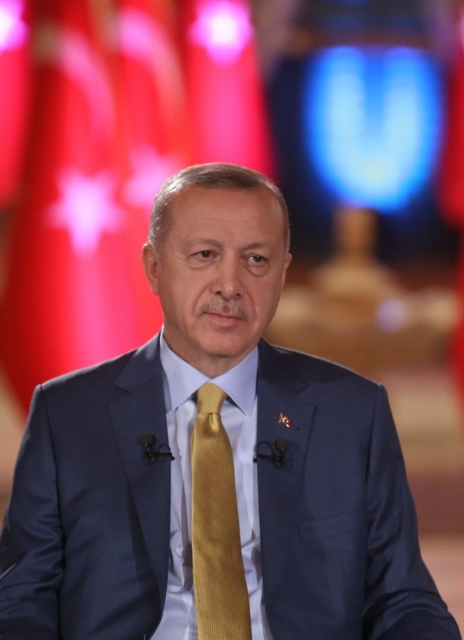 Cumhurbaşkanı Erdoğan: "Haklarımıza rağmen tehdit ettiler ama biz aldırmadık"