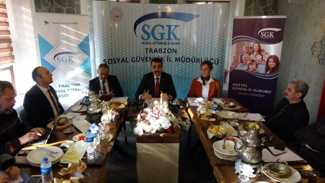 SGK Trabzon İl Müdürü Erdem Akbay basınla buluştu