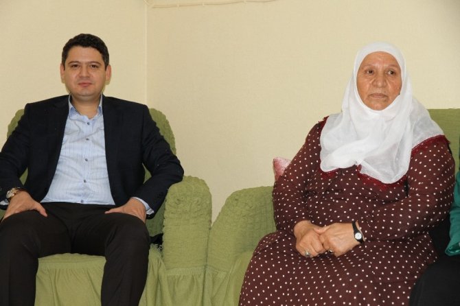 PKK’nın hayatlarını mahvettiği şehidin anne ve babasına devlet sahip çıktı