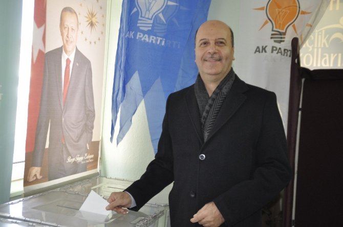 AK Parti Şuhut İlçe Başkanlığında kongre süreci başladı