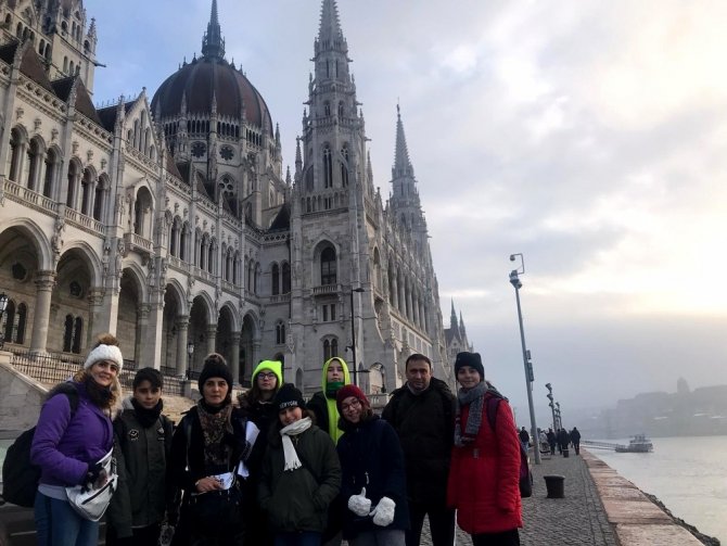 Şahidi Ortaokulu Slovakya’dan döndü