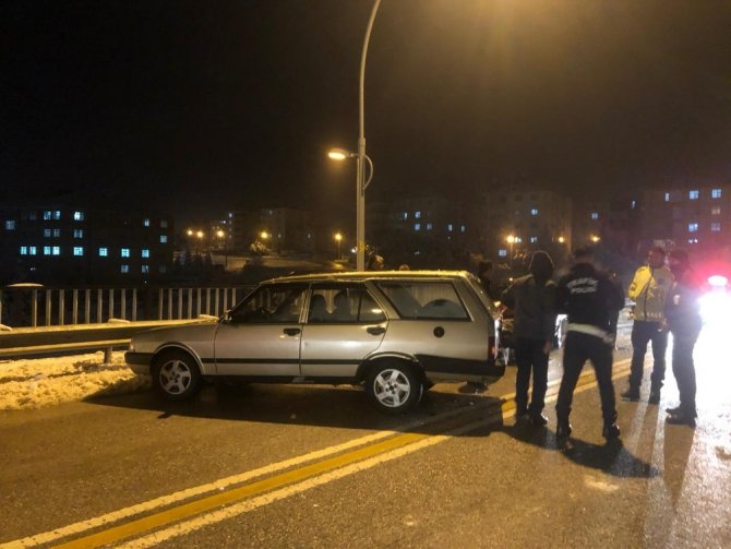 Karaman’da 7 aracın karıştığı zincirleme kaza ucuz atlatıldı