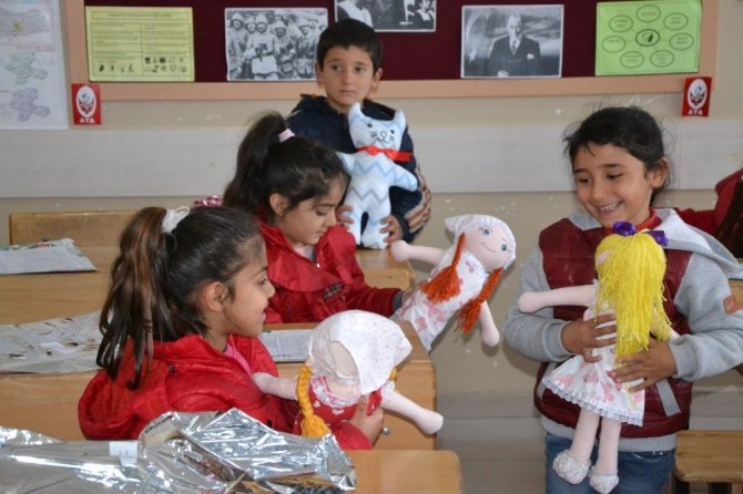 Battalgazi’de Engelsiz Yaşam Merkezi’nden karne hediyesi