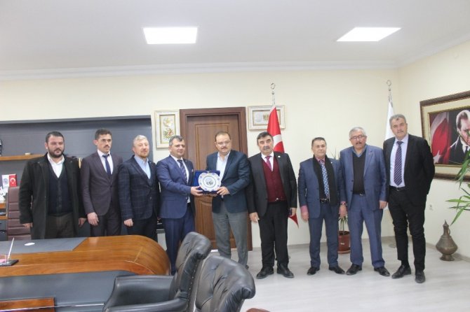 AK Parti Yerel Yönetimler Başkan Yardımcısı Abdurrahman Öz’den Emirdağ’a ziyaret