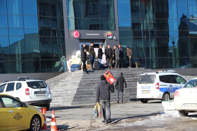 Karlıova'dan Elazığ depremzedelerine yardım