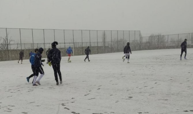 Silvan Aslanspor, Diyarbakır Sanayi Sitesi maçına hazırlanıyor