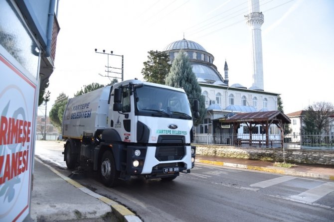 Kartepe’de temizlik çalışmaları sürüyor