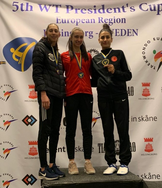 Hatice Kübra’dan bir şampiyonluk daha