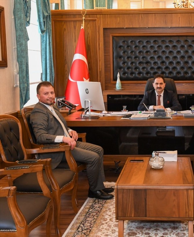 AA Erzurum Bölge Müdürü Bekar'dan Yakutiye Belediye Başkanı Uçar'a ziyaret