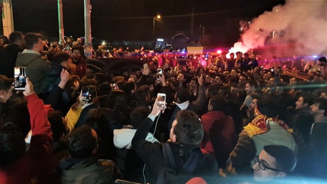 Karabük’te Galatasaraylıların derbi coşkusu