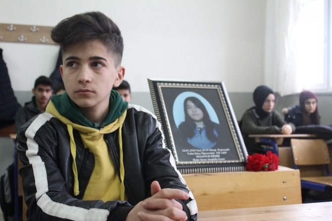 Depremde ölen Sena Nur’un masası boş kaldı