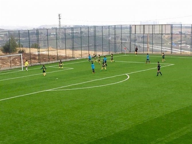 Futbol Gençler Türkiye Grup Birinciliği maçları Mersin’de yapıldı