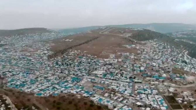 MSB sınırdaki çadırların havadan görüntüsünü paylaştı