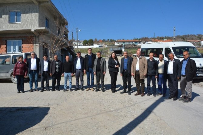 Yunusemre vatandaşın sorunlarını yerinde dinledi