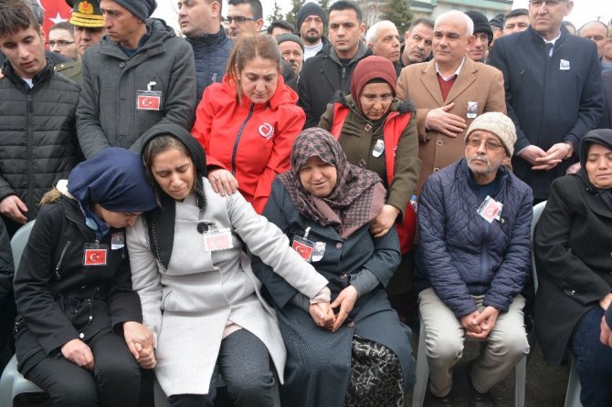 Afyonlu şehit Piyade Yüzbaşı Süleyman Şahin son yolculuğuna uğurlandı