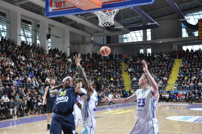 ING Basketbol Süper Ligi: Afyon Belediyespor: 62 - Fenerbahçe Beko: 64