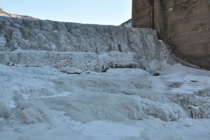 Batı’da bahar, Kars’ta kış