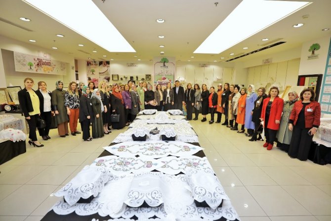 Kadınlar Günü’ne özel ‘hanım eller’ sergisi