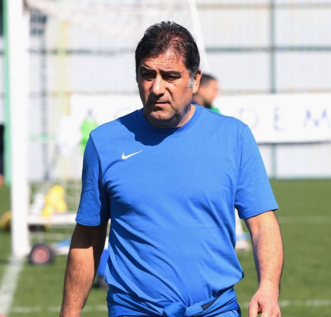 Ünal Karaman: "Oynayacağımız bütün müsabakaları final niteliğinde görüyoruz"