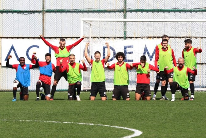 Ünal Karaman: "Oynayacağımız bütün müsabakaları final niteliğinde görüyoruz"