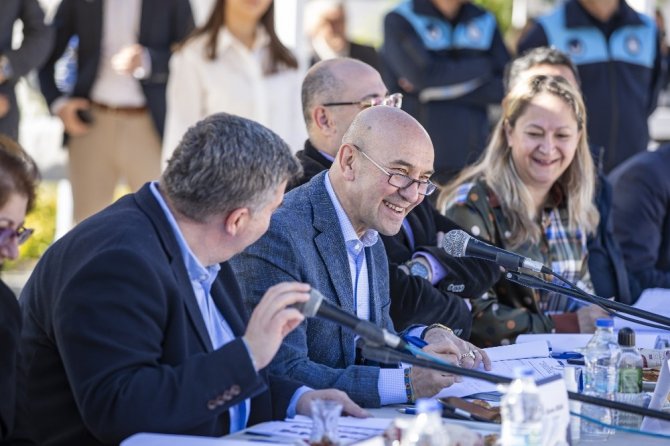 Başkan Soyer: "Koruyarak geliştireceğimiz bir turizm peşindeyiz"