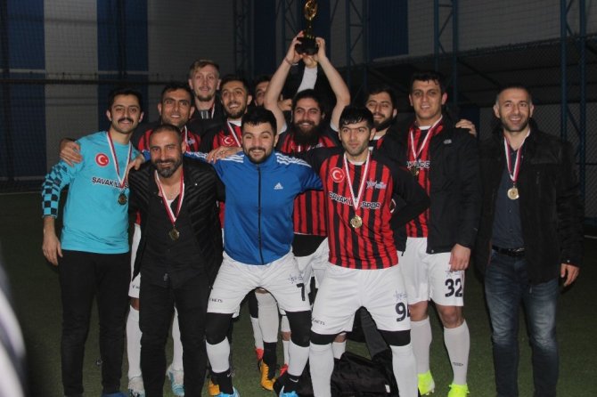 Genç Şavak Derneği şampiyon takım ile buluştu