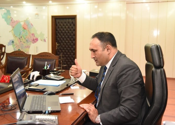 Belediye Başkanı, basın toplantısını ’Videokonferans’ yöntemiyle yaptı