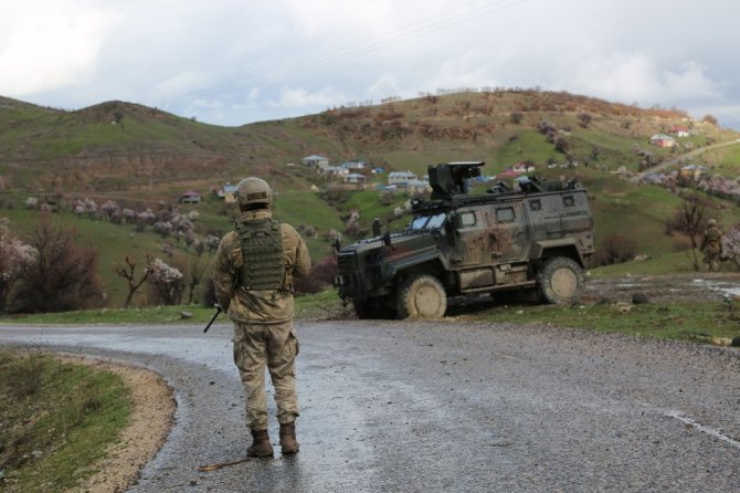 Tunceli’de karantina altına alınan köyde giriş çıkışlar kapatıldı