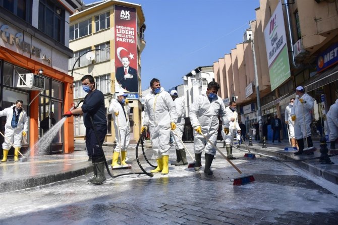 Biga Belediyesi’nden dezenfekte seferberliği