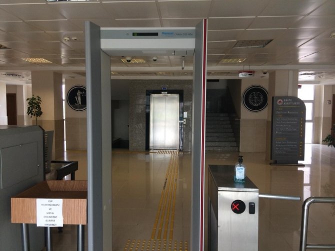 Kahta Adliyesi’nde korona virüs tedbirleri