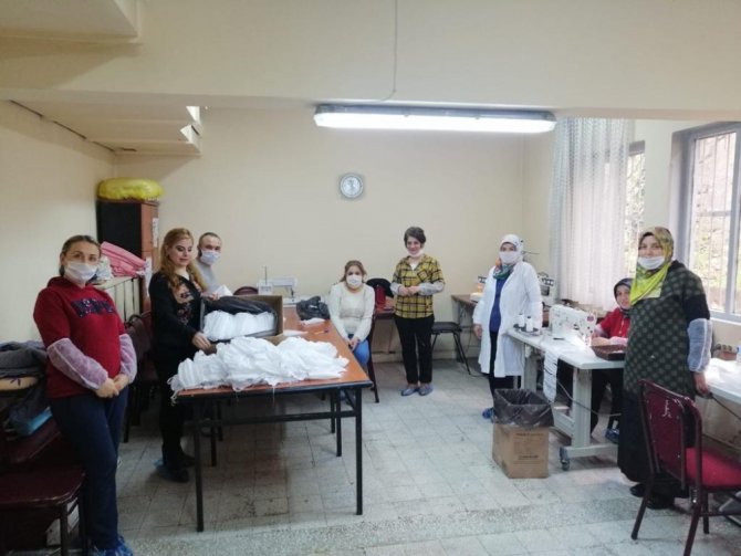 Kdz. Ereğli HEM maske ve tulum üretiyor