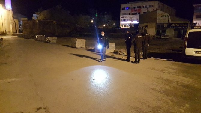 Karaman’da tüfekle üzerine ateş edilen bir kişi, son anda yere yatarak canını kurtardı