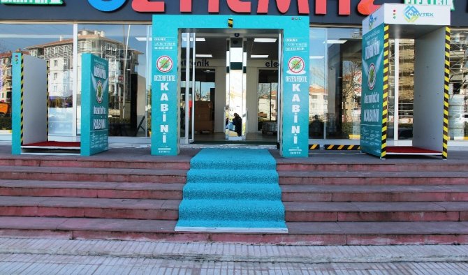 Korona virüse karşı yerli ve milli dezenfektan kabini