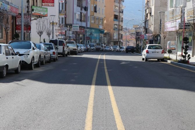 Nevşehir’de sokağa çıkma yasağı yok ama caddeler boş kaldı