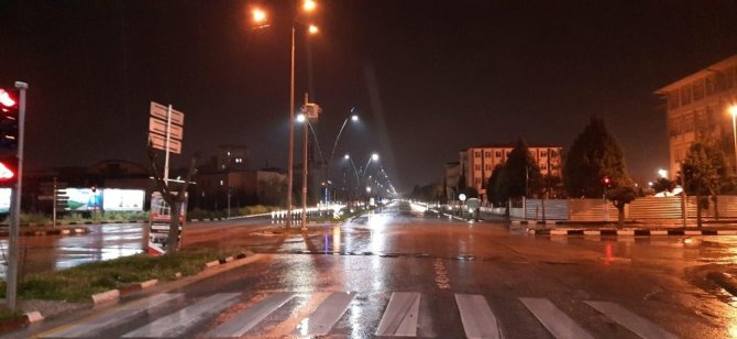 Mahalle muhtarı hizmete sosyal medyadan teşekkür etti