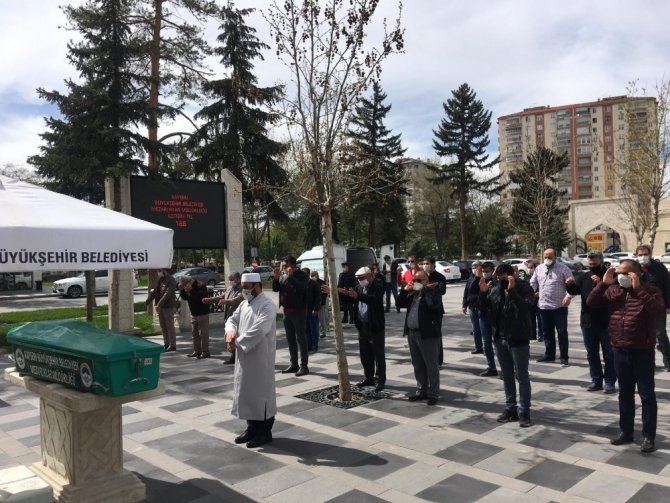 Gazeteci Yazar Mustafa Aydoğan hayatını kaybetti
