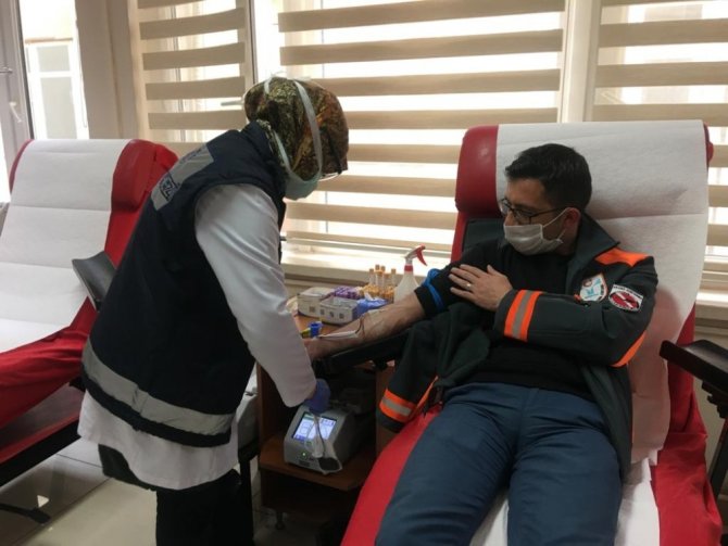 Turkuaz Arama Kurtarma ekibinden anlamlı bağış