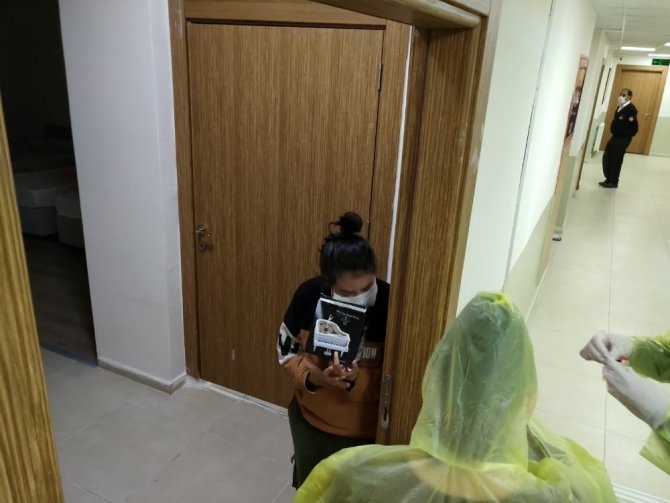 Kars’ta down sendromlu Songül Şahin’e doğum günü sürprizi