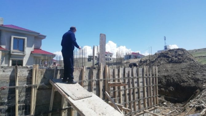 Tuşba Belediyesi, kaçak yapılaşmaya fırsat vermiyor