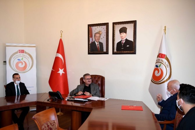 Eğitime hayırsever katkısı