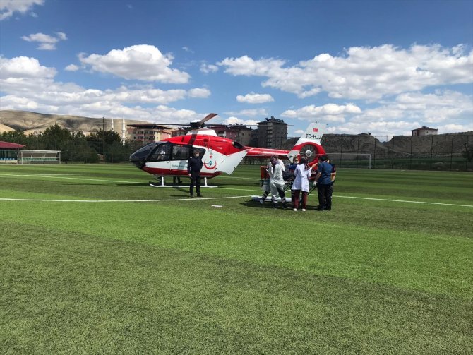 Malatya'da 88 yaşındaki kadın rahatsızlanınca hava ambulansıyla sevk edildi