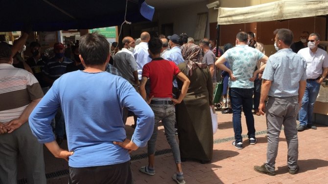 Keşanlı pazar esnafı maske cezasına tepki gösterdi