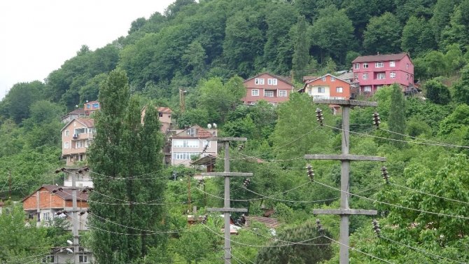 Bayram sabahı silahlar konuştu