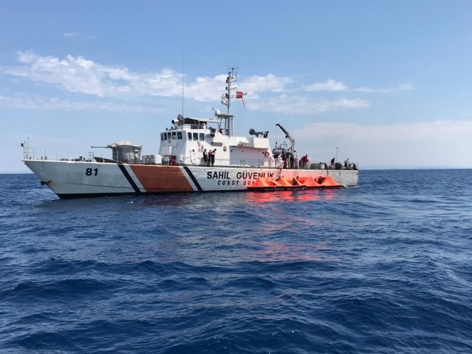 İzmir’de 72 sığınmacı kurtarıldı