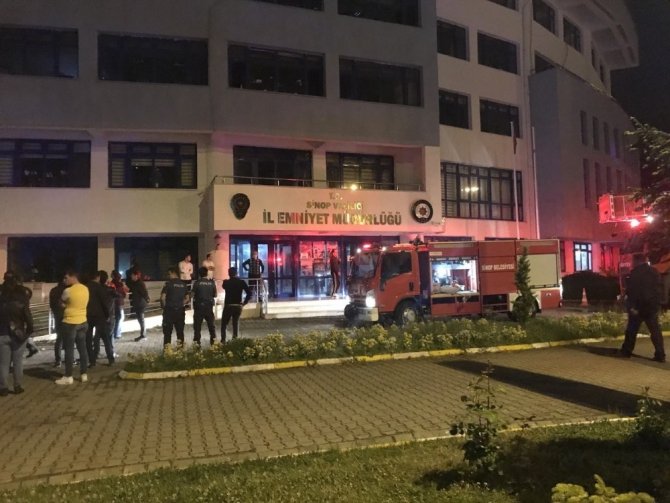 Sinop İl Emniyet Müdürlüğü binasında yangın