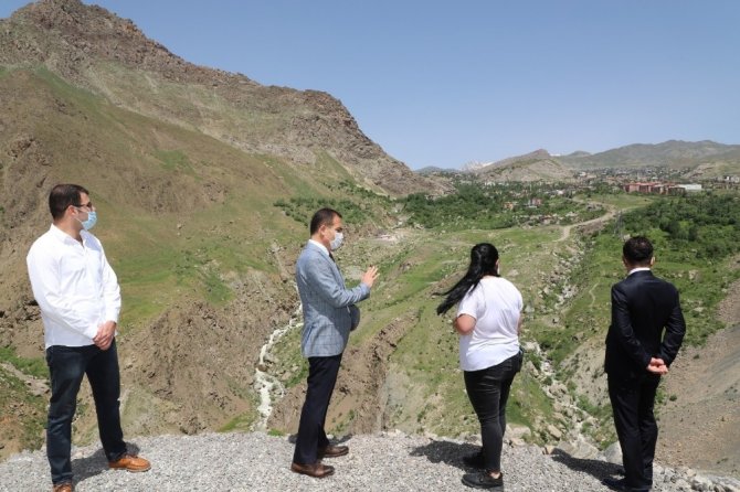 Vali Akbıyık: “Cilo Sat Dağlarını turizme açacağız”