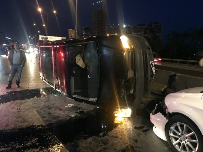 Maltepe’de zincirleme trafik kazası: 1 yaralı