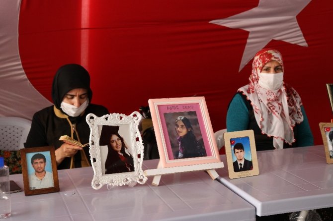 HDP önündeki ailelerin evlat nöbeti 278’inci gününde
