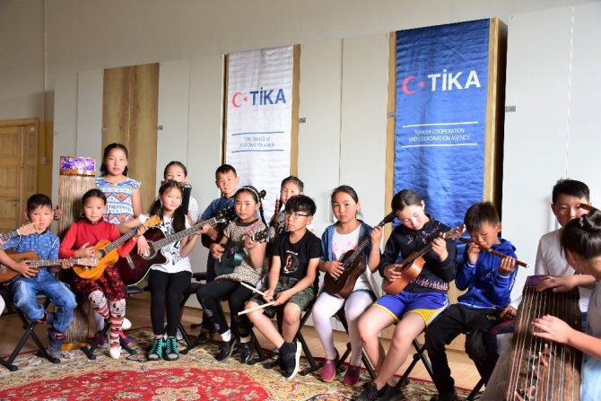 TİKA’dan Moğolistan’da müzik eğitimine destek