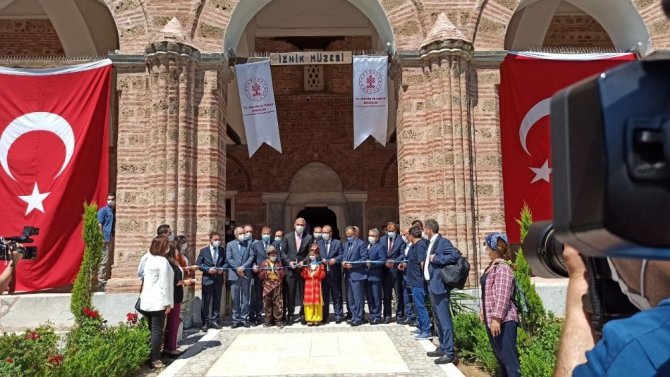 8 yıldır kapalı olan İznik Müzesi Bakan Ersoy’un katıldığı törenle açıldı